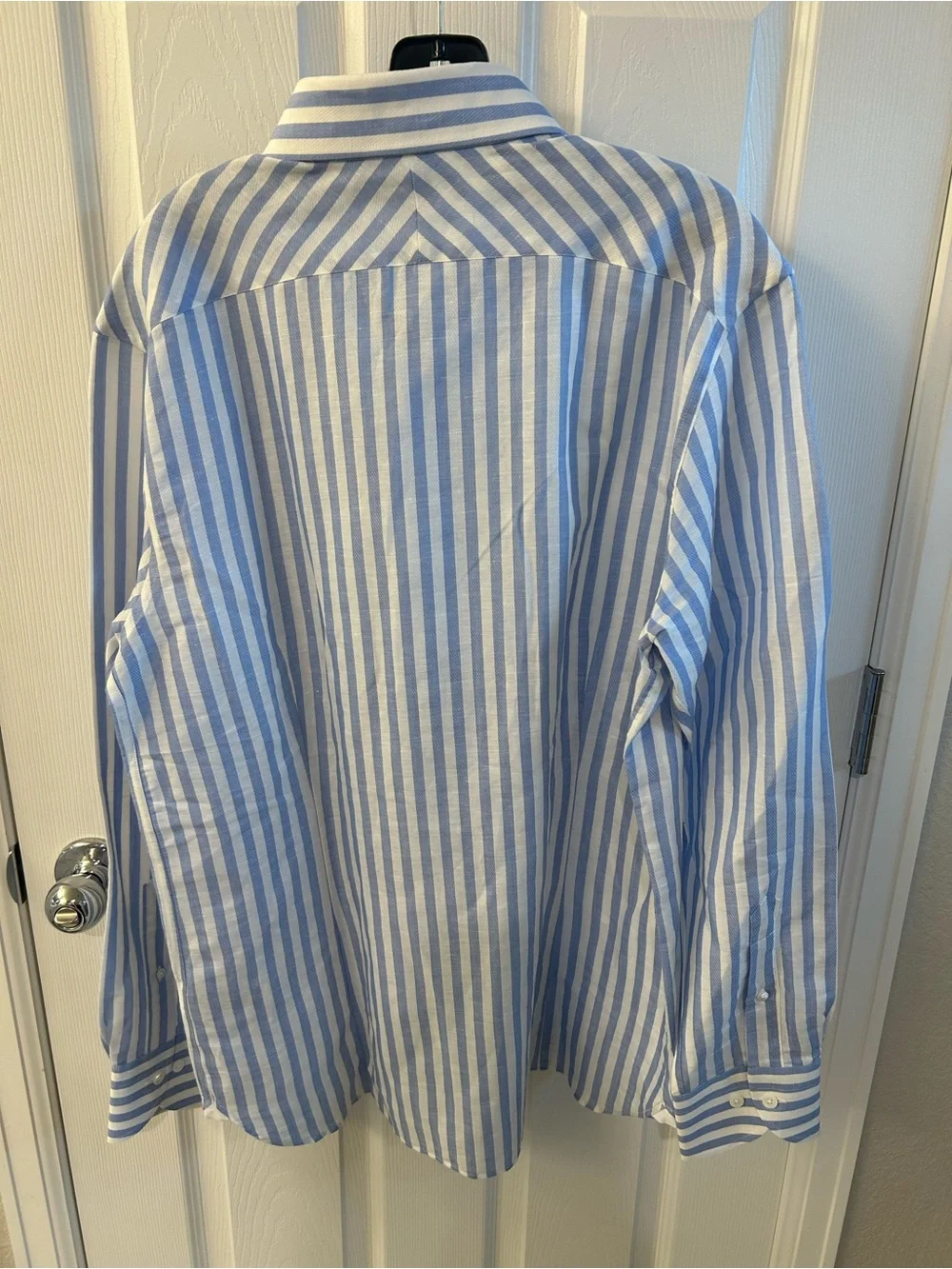 Banana Republic Light Blue and White Vertical Stripe Dress Shirt